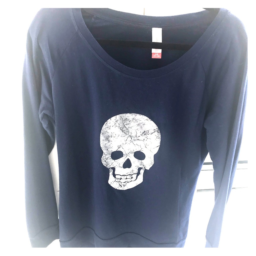 💀Skull Top💀 - Picture 2 of 3
